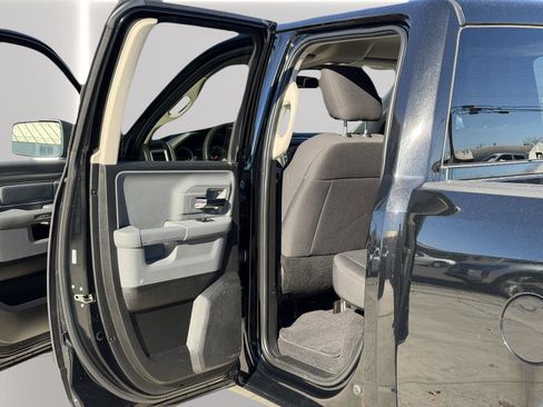 Used 2019 RAM 1500 Classic Warlock image 19