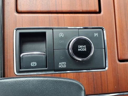 Used 2024 Lincoln Navigator Premiere AWD/4WD image 20