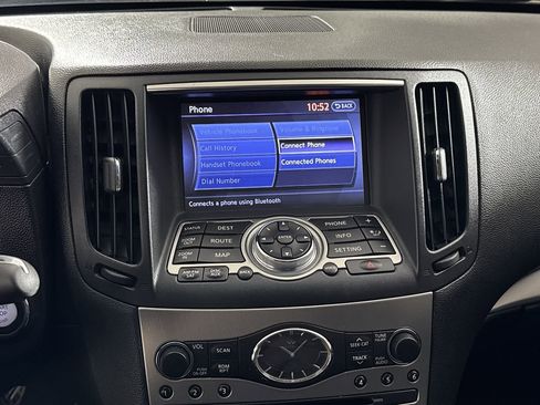 Used 2011 INFINITI G37 x Coupe w/ Premium Pkg image 14