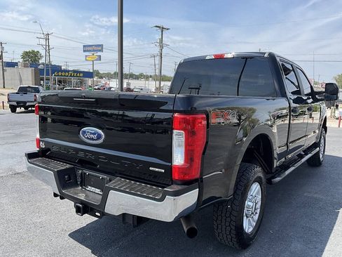 Used 2017 Ford F250 XL w/ STX Appearance Package AWD/4WD image 5