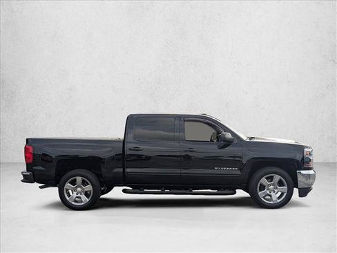 Used 2018 Chevrolet Silverado 1500 LT w/ All Star Edition RWD image 4