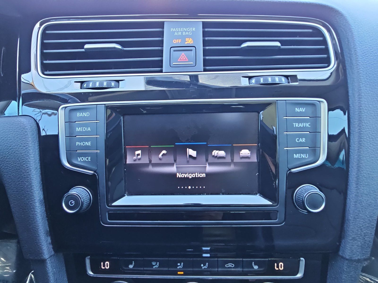 Used 2015 Volkswagen Golf SEL FWD image 20