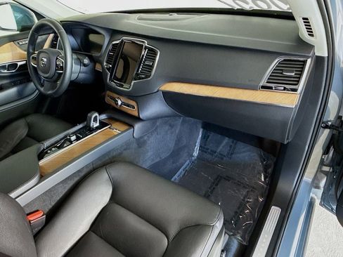 Certified 2023 Volvo XC90 B6 Plus w/ Protection Package Premier AWD/4WD image 31