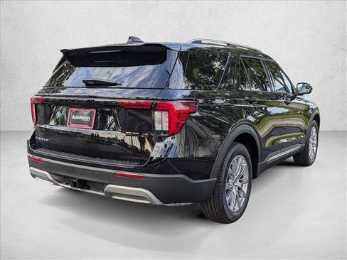 New 2026 Ford Explorer Platinum RWD image 2