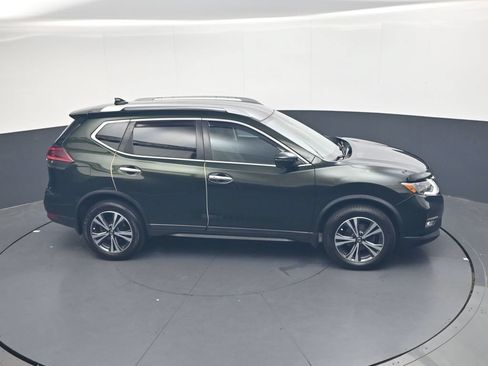 Used 2019 Nissan Rogue SV w/ Premium Package AWD/4WD image 31