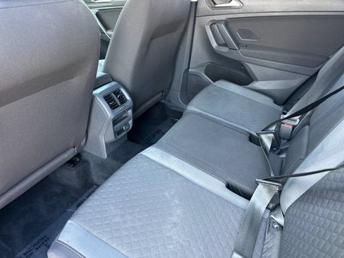 Used 2019 Volkswagen Tiguan S w/ 3rd Row Seat Package AWD/4WD image 14