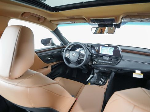 New 2025 Lexus ES 350 w/ Premium Package image 14