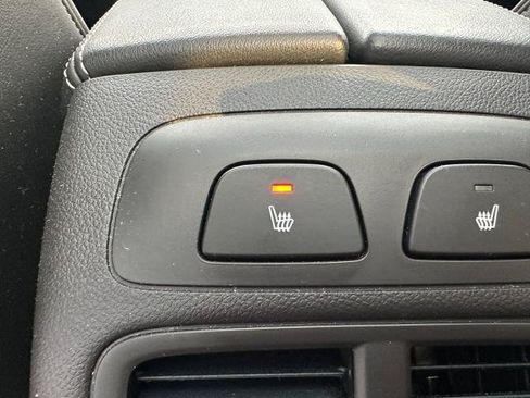 Used 2023 Buick Envision Avenir AWD/4WD image 22