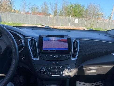 Used 2023 Chevrolet Malibu LT FWD image 24
