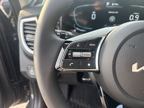 New 2026 Kia Seltos S image 17