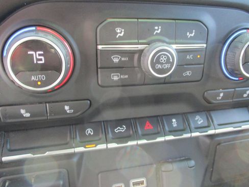 Used 2021 Chevrolet Silverado 1500 RST AWD/4WD image 22