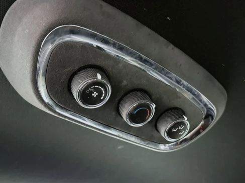 Used 2019 Dodge Durango GT image 13