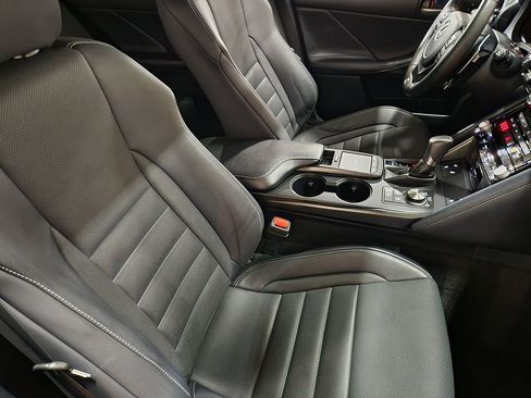 Used 2023 Lexus IS 500 image 32