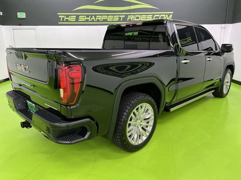 Used 2019 GMC Sierra 1500 Denali w/ Denali Ultimate Package AWD/4WD image 10