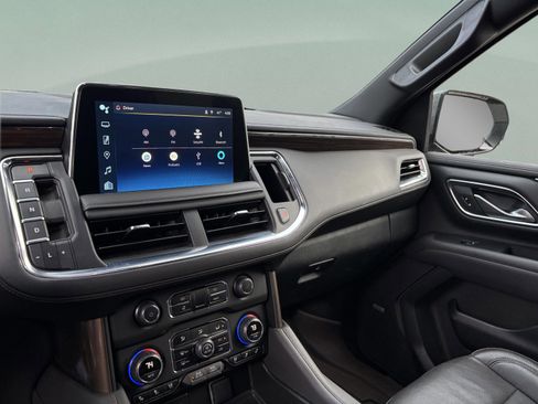 Used 2024 Chevrolet Suburban High Country w/ Max Trailering Package image 13