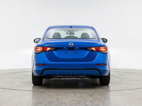 Used 2025 Nissan Sentra SV FWD image 7