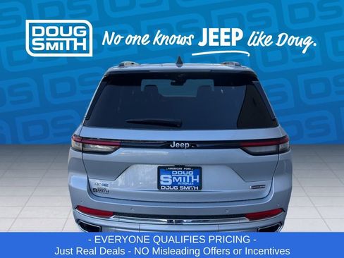 New 2024 Jeep Grand Cherokee Overland w/ Luxury Tech Group IV image 5