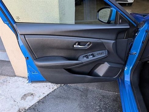 Used 2024 Nissan Sentra SV FWD image 18