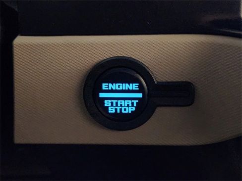 Used 2023 Ford Bronco Wildtrak image 21