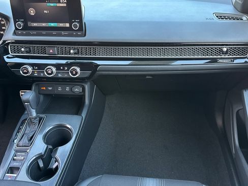 Used 2026 Honda Civic Sport image 28
