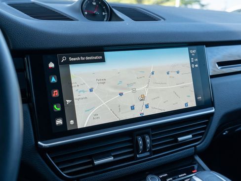 Certified 2023 Porsche Cayenne S image 27