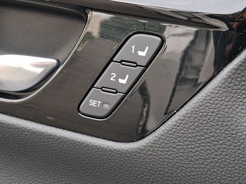 Used 2024 Honda CR-V EX-L image 26
