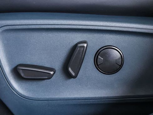 New 2026 Ford Maverick Lariat w/ Black Appearance Package image 21