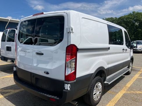 Used 2025 Ford Transit 250 Low Roof w/ Exterior Upgrade Package RWD image 9