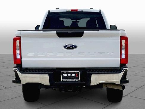 Used 2024 Ford F250 XLT image 4