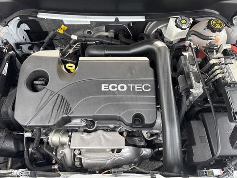 Used 2022 GMC Terrain SLT FWD image 32