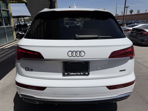 Used 2024 Audi Q5 e Premium AWD/4WD image 13