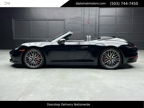 Used 2024 Porsche 911 Carrera S w/ Sport Package image 3