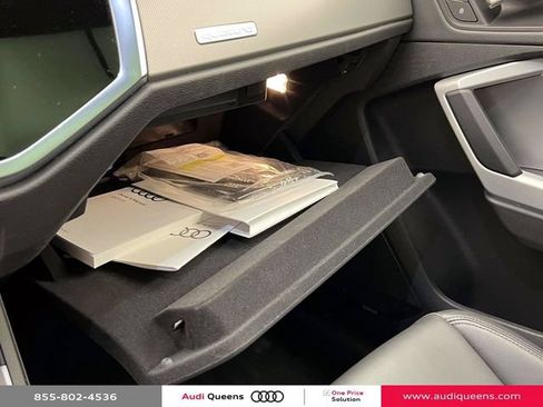 Used 2023 Audi Q3 2.0T Premium Plus w/ Premium Plus Package AWD/4WD image 34