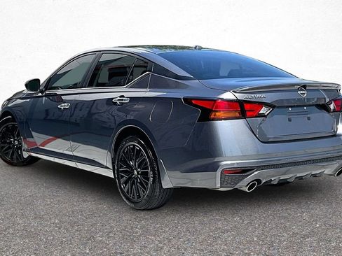 Used 2025 Nissan Altima 2.5 SV w/ SV Special Edition Package FWD image 5