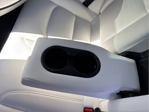 Used 2021 Tesla Model 3 Performance image 37