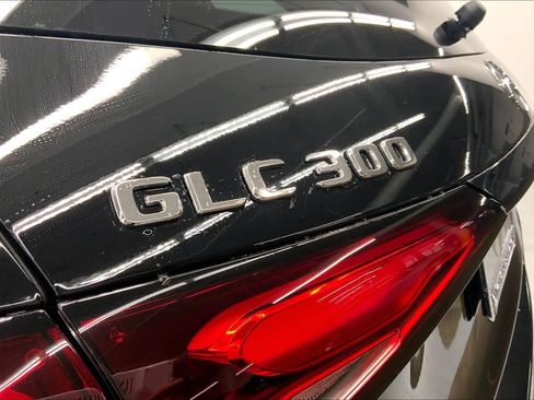 New 2026 Mercedes-Benz GLC 300 image 16