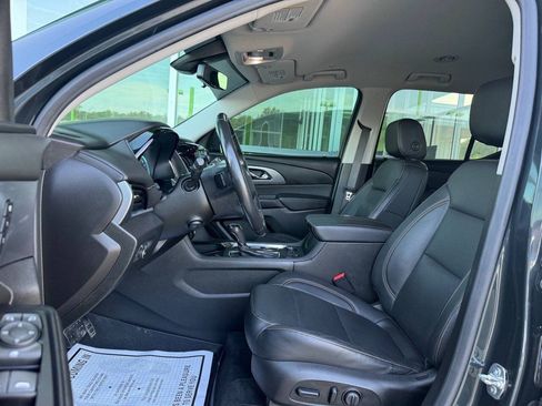 Used 2019 Chevrolet Traverse Premier AWD/4WD image 14