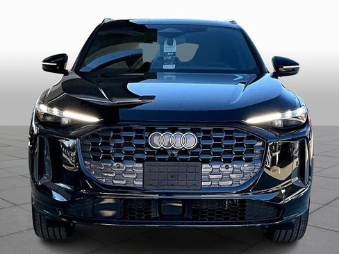 Used 2025 Audi Q5 Premium Plus w/ Premium Plus AWD/4WD image 3