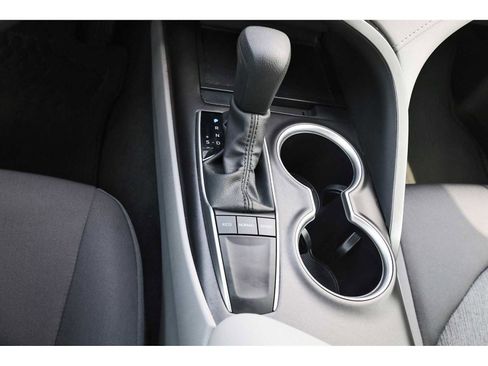 Used 2024 Toyota Camry LE image 25