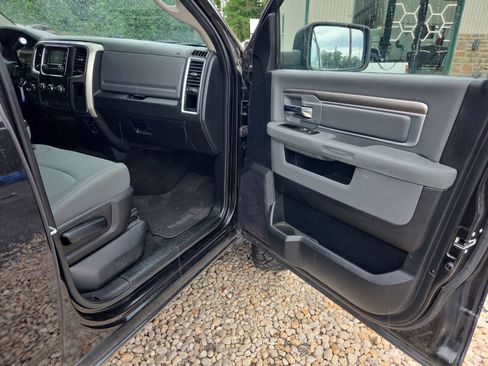 Used 2015 RAM 2500 SLT AWD/4WD image 26