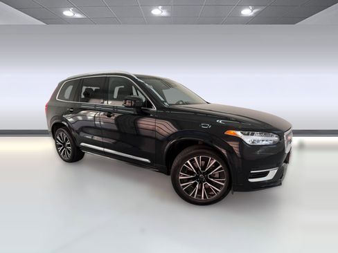 Used 2024 Volvo XC90 T8 Plus image 6