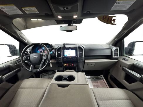 Used 2019 Ford F150 XLT w/ Equipment Group 302A Luxury image 16