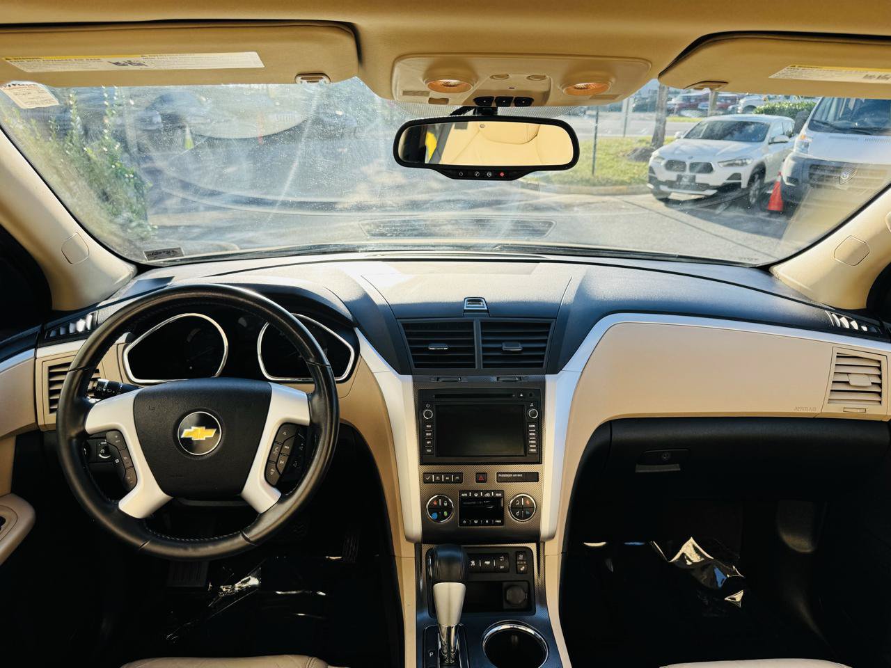 Used 2011 Chevrolet Traverse LTZ AWD/4WD image 23