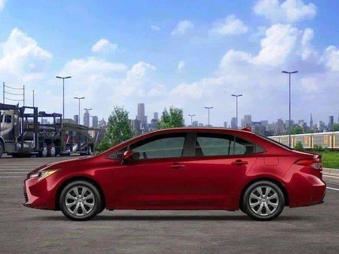 New 2026 Toyota Corolla LE FWD image 4