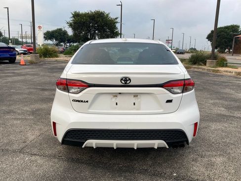 Used 2020 Toyota Corolla SE FWD image 6
