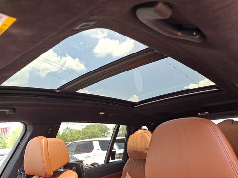 Used 2022 BMW ALPINA XB7 AWD/4WD image 12