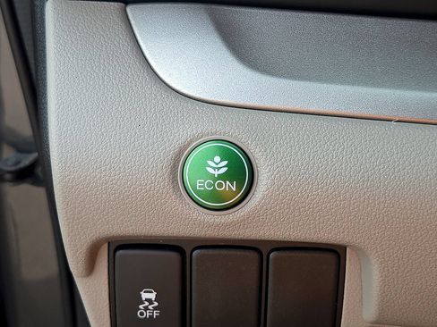 Used 2013 Honda CR-V LX image 26