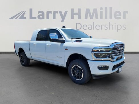 New 2025 RAM 2500 Laramie image 7