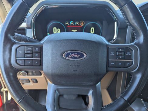 Used 2021 Ford F150 Lariat image 27