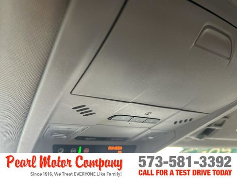 Certified 2019 Chevrolet Equinox Premier AWD/4WD image 14
